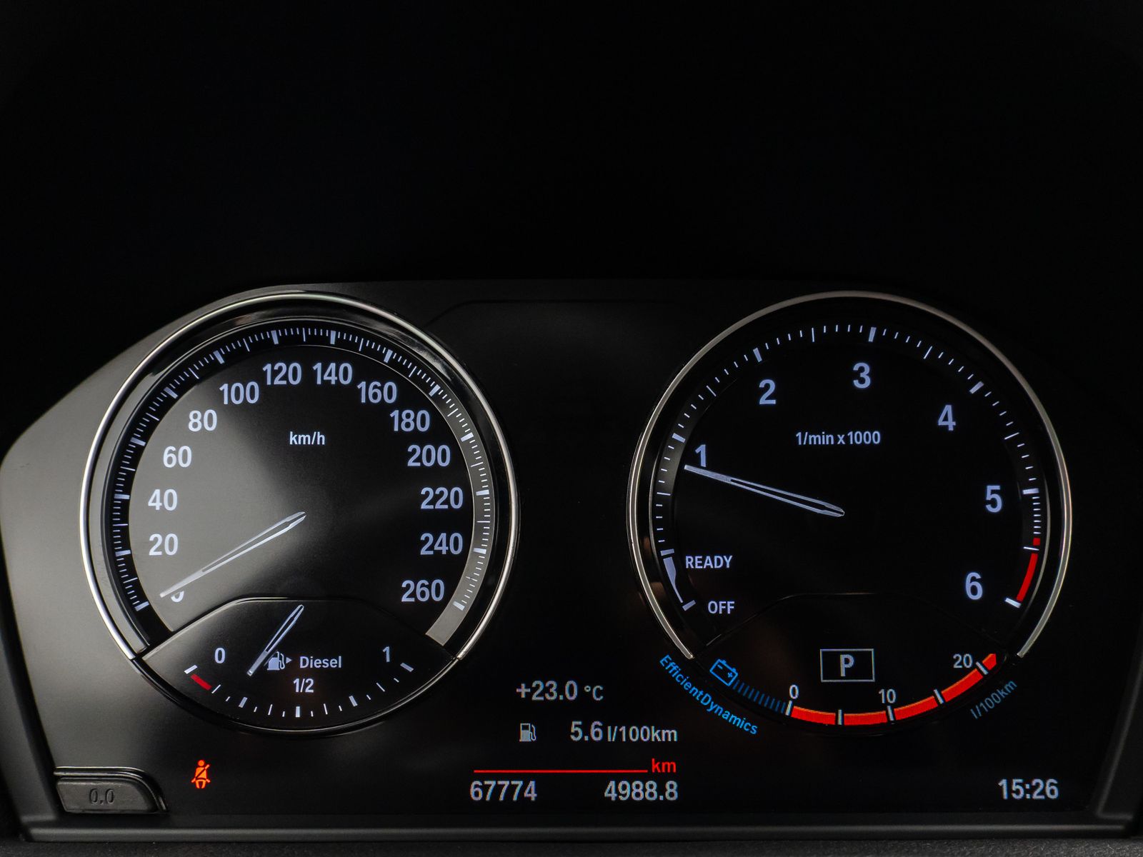 Fahrzeugabbildung BMW 218d Kamera Navi HiFi AHK LED Geschwindigkeitsre