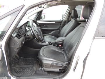 BMW 220 - 12
