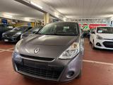 Renault Clio 1.2 16V 5 porte Yahoo! - Renault Clio mit Benzin-Antrieb: Limousine, Yahoo