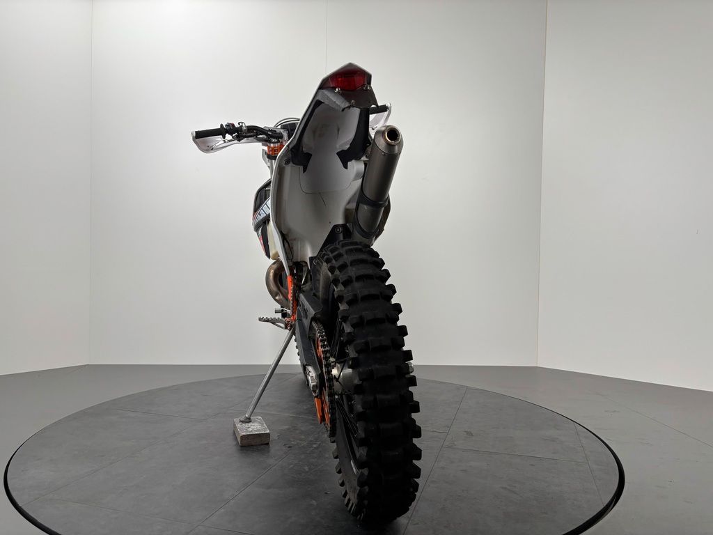 Fahrzeugabbildung KTM 300 EXC SIX-DAYS *EXCEL RÄDER *38,7 H *2.HAND
