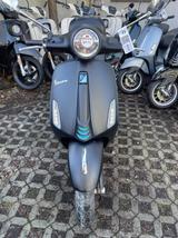 Vespa Primavera S 50 Sport LED USB mit Beule - VESPA S 50