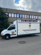 Renault Hähnchenwagen - Renault Master aus 2002