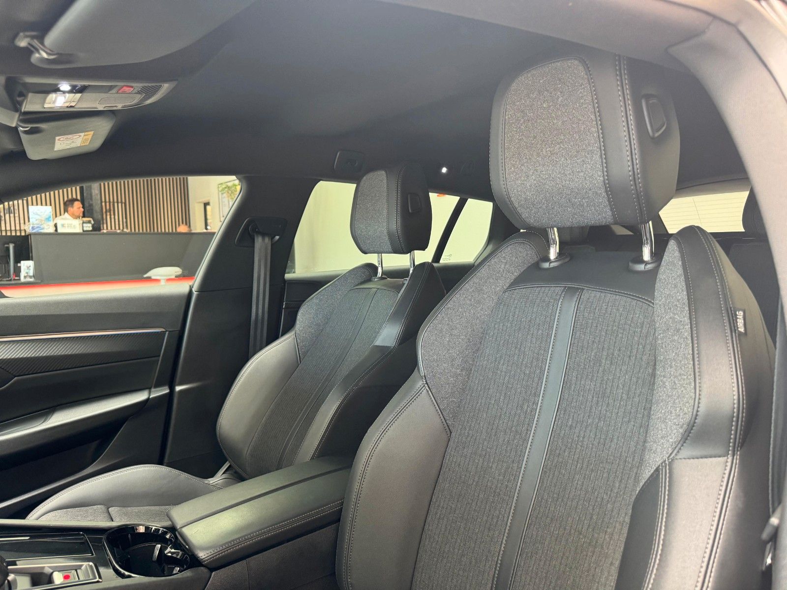 Fahrzeugabbildung Peugeot 508 SW Allure Pack