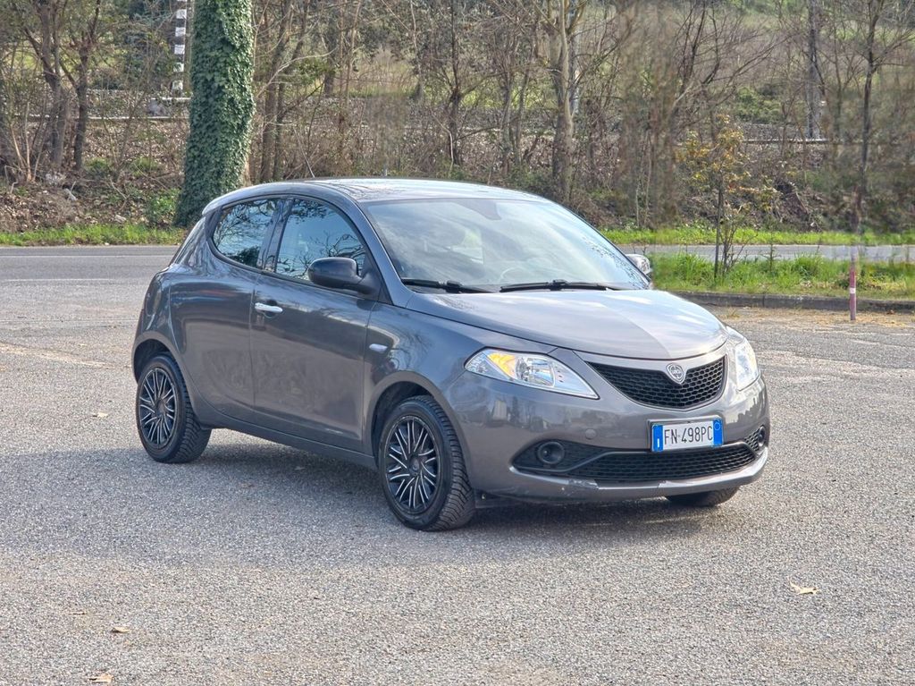 Image of Lancia Ypsilon