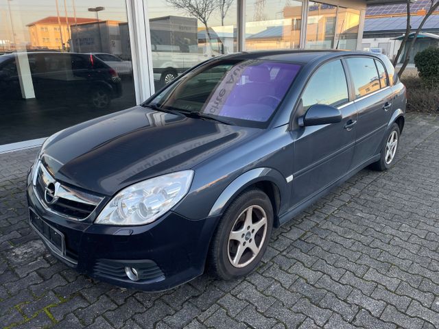 Opel Signum Edition Plus 1.8L Klima