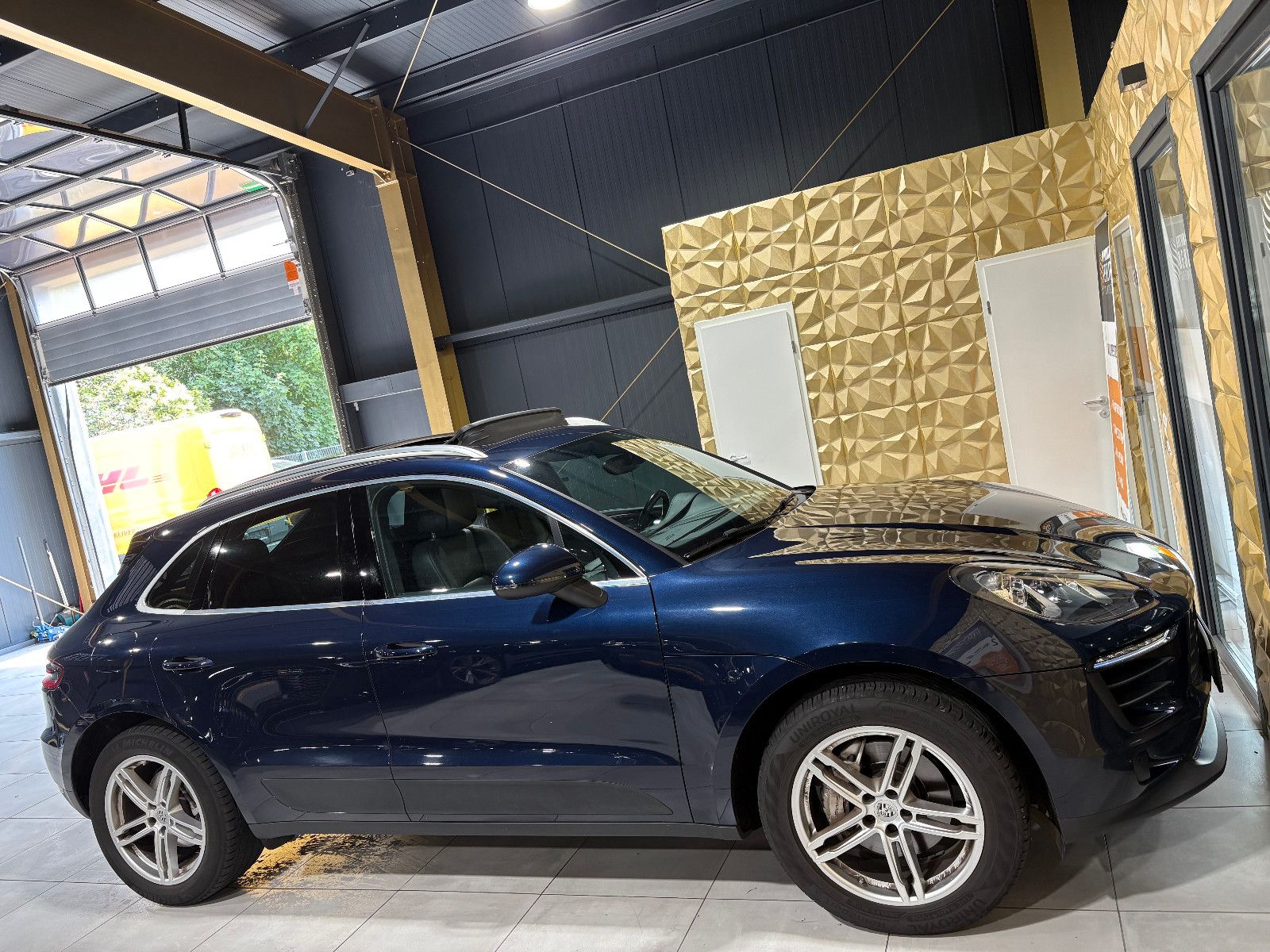 Fahrzeugabbildung Porsche Macan S Diesel/PANO/APPLE/NAVI/PDC/TEMPOMAT/SHZ