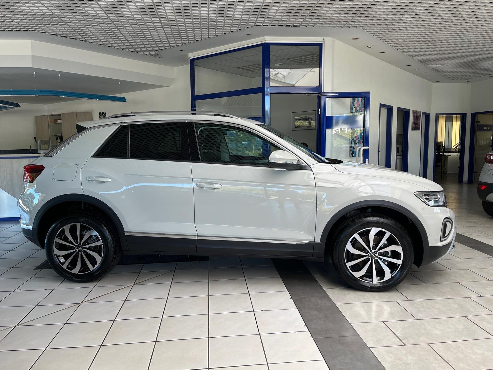 Volkswagen T-Roc STYLE 1.5 TSI-DSG, Matrix, EasyOpen, RFK
