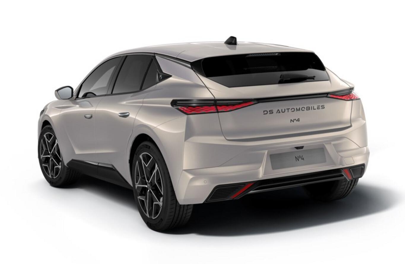 DS Automobiles Nº4 Étoile Alcantara N°4 Hybri