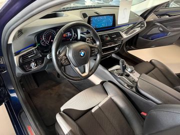 BMW 520 - 12