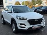Hyundai Tucson Select 2WD Garantie* Navi* LED* - Hyundai Gebrauchtwagen in Aachen