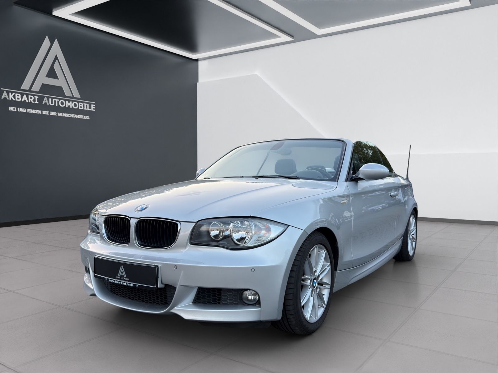 Fahrzeugabbildung BMW 120 Cabrio 120 i | M | Automatik | Vollleder |