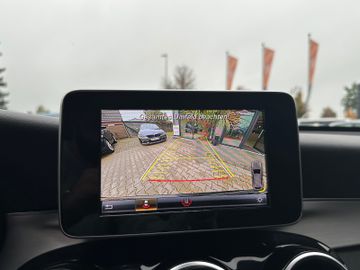 Mercedes-Benz GLC 250 4MATIC Autom. PANORAMA KAMERA LEDER – Bild 16