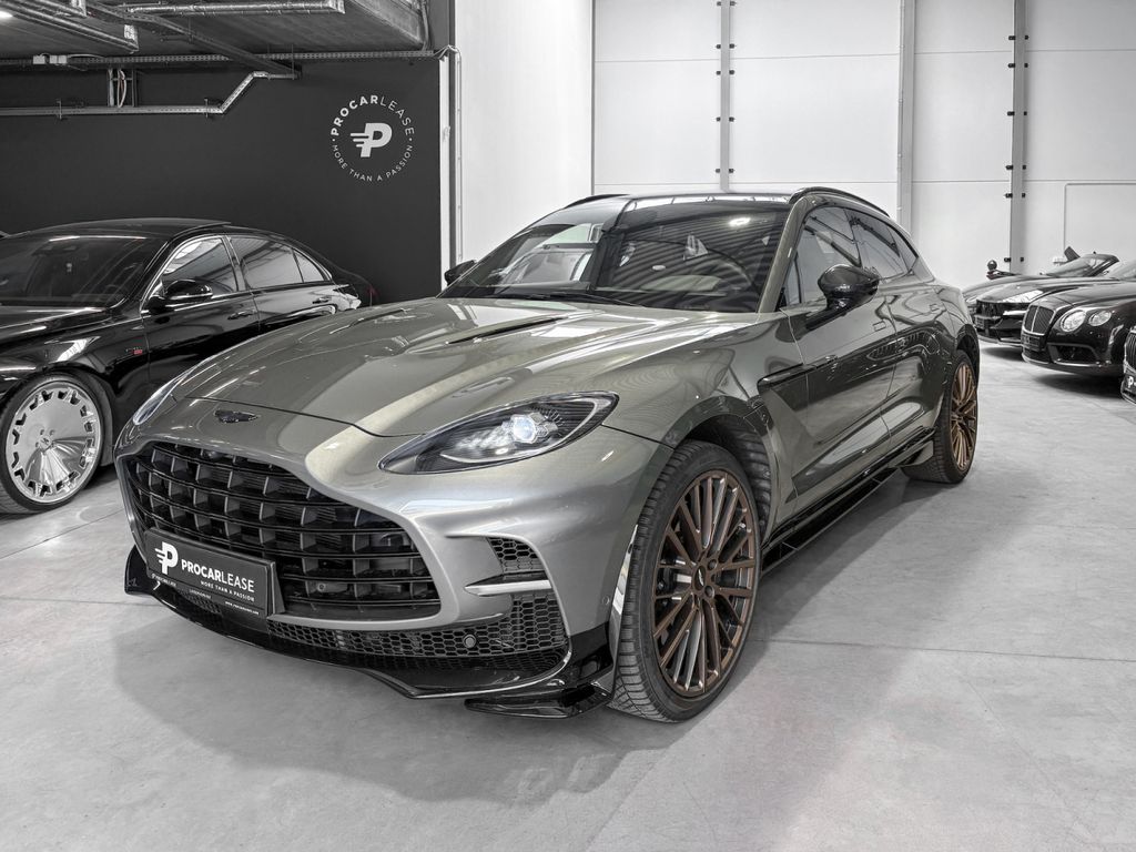 Image of Aston Martin DBX