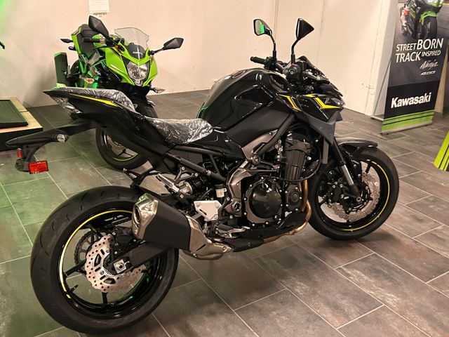 Kawasaki Z900 125PS M2024 SOFORT