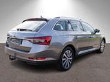 Skoda Superb Combi Style 2,0 TDI DSG Navi AHK Pano ACC - mit Diesel-Antrieb: Leichtmetallfelgen, mit Klimaanlage