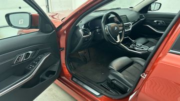 BMW 320 - 6