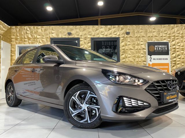 Hyundai i30 Select Mild-Hybrid/PDC/DAB/SHZ/KLIMA/TEMPOMA