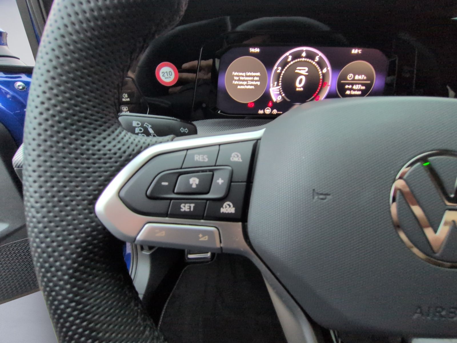 Golf VIII 1.5 TSI R-Line KAMERA+APP+ACC