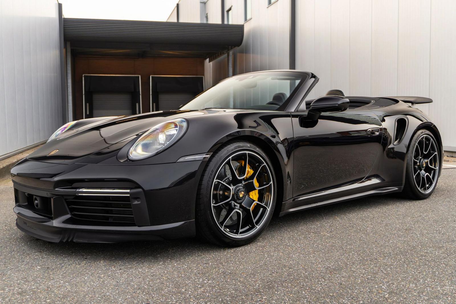 Porsche 992 (992) Turbo S Cabrio - Deep Black Metallic -