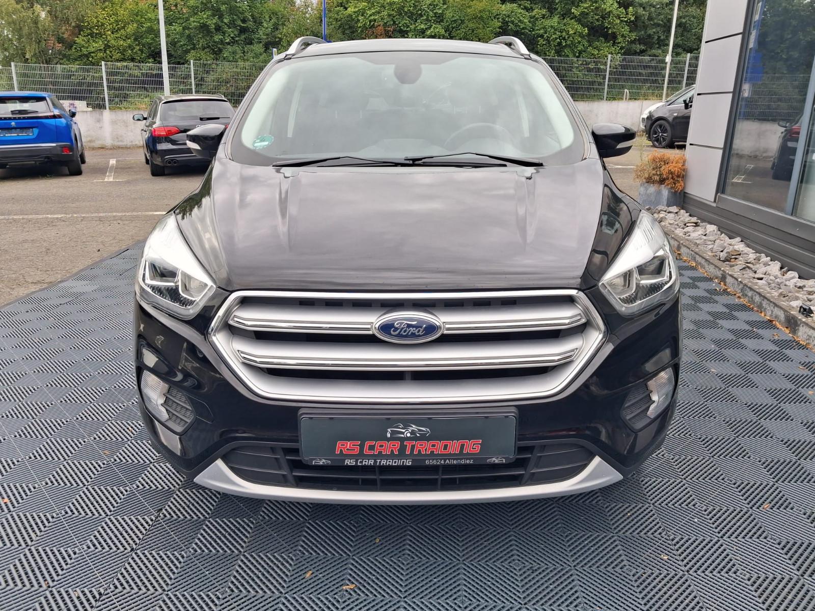 Ford Kuga Cool & Connect