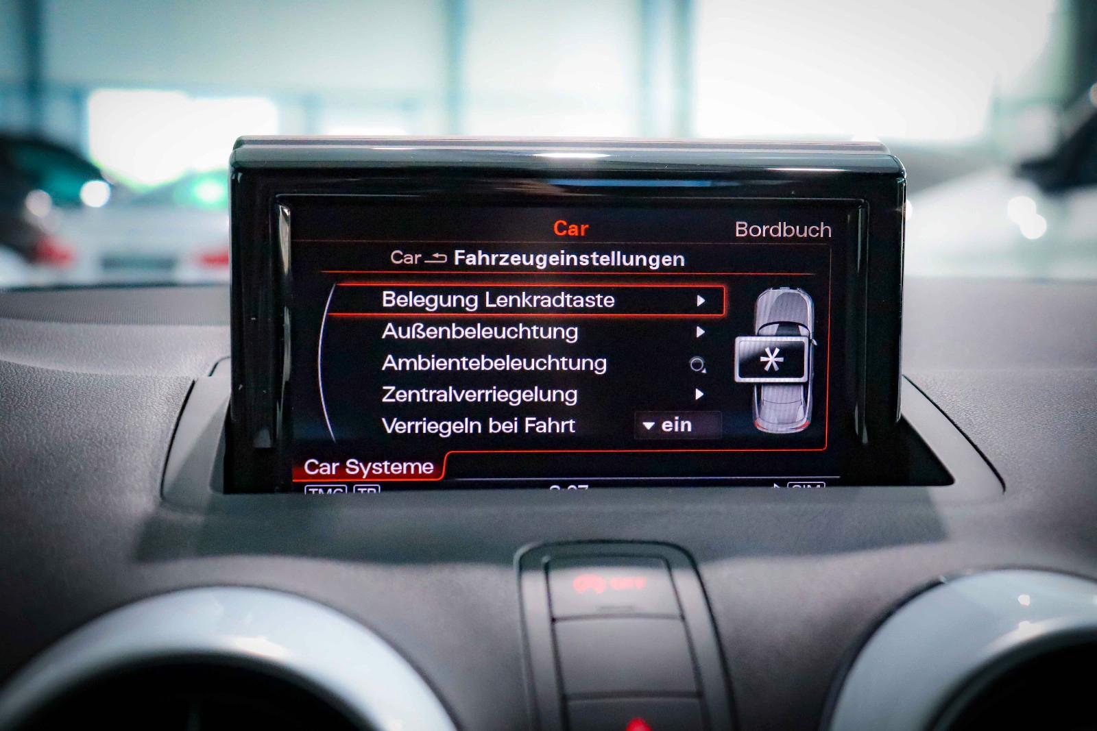 Audi A1 Sport Automatik S LINE*PANORAMA*NAVI*KEYLESS