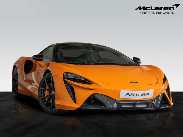 McLaren Artura Coupé | McLaren Orange | TechLux Pack