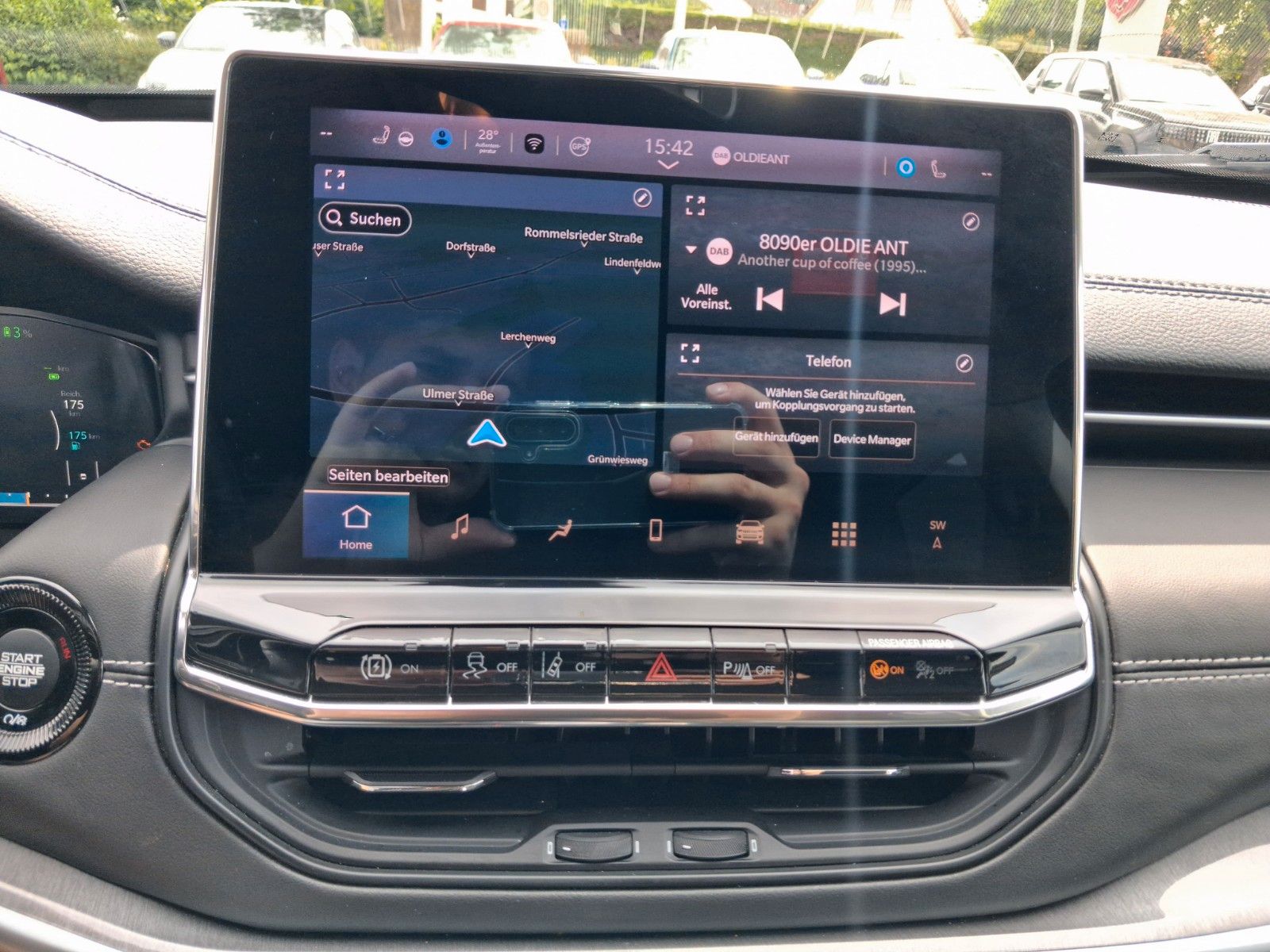 Fahrzeugabbildung Jeep Compass S Plug-In Hybrid 4WD Leder