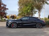 Mercedes-Benz Motorschaden CLA 45 AMG Mercedes-AMG CLA 45 - Coupés mit Unfallschaden