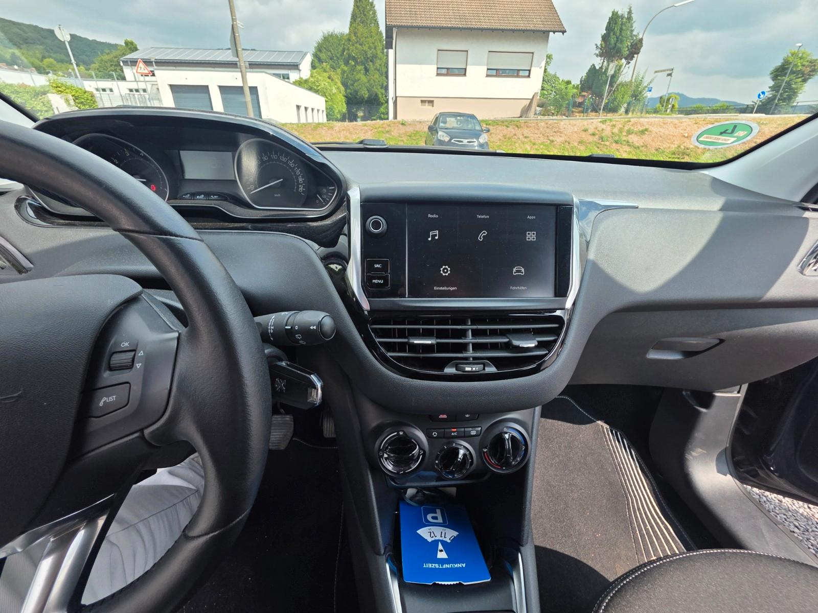 Peugeot 208 Active