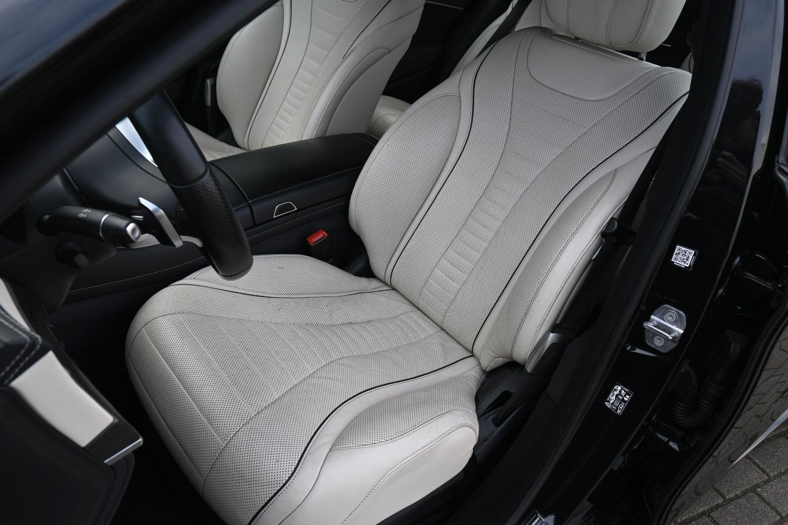 Fahrzeugabbildung Mercedes-Benz S400d Lang 4Matic*AMG*Vollausstattung
