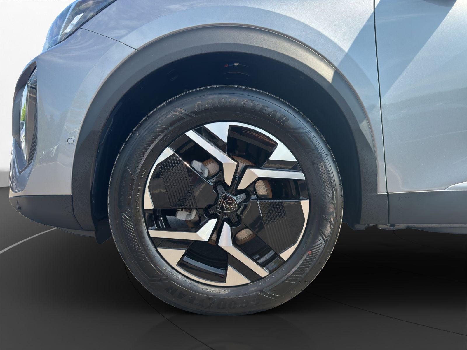 Peugeot 2008 ALLURE Benzin 100 SHZ Carplay PDC