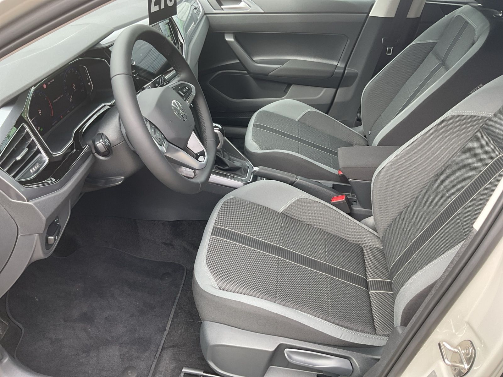 Volkswagen Polo - Bild 9