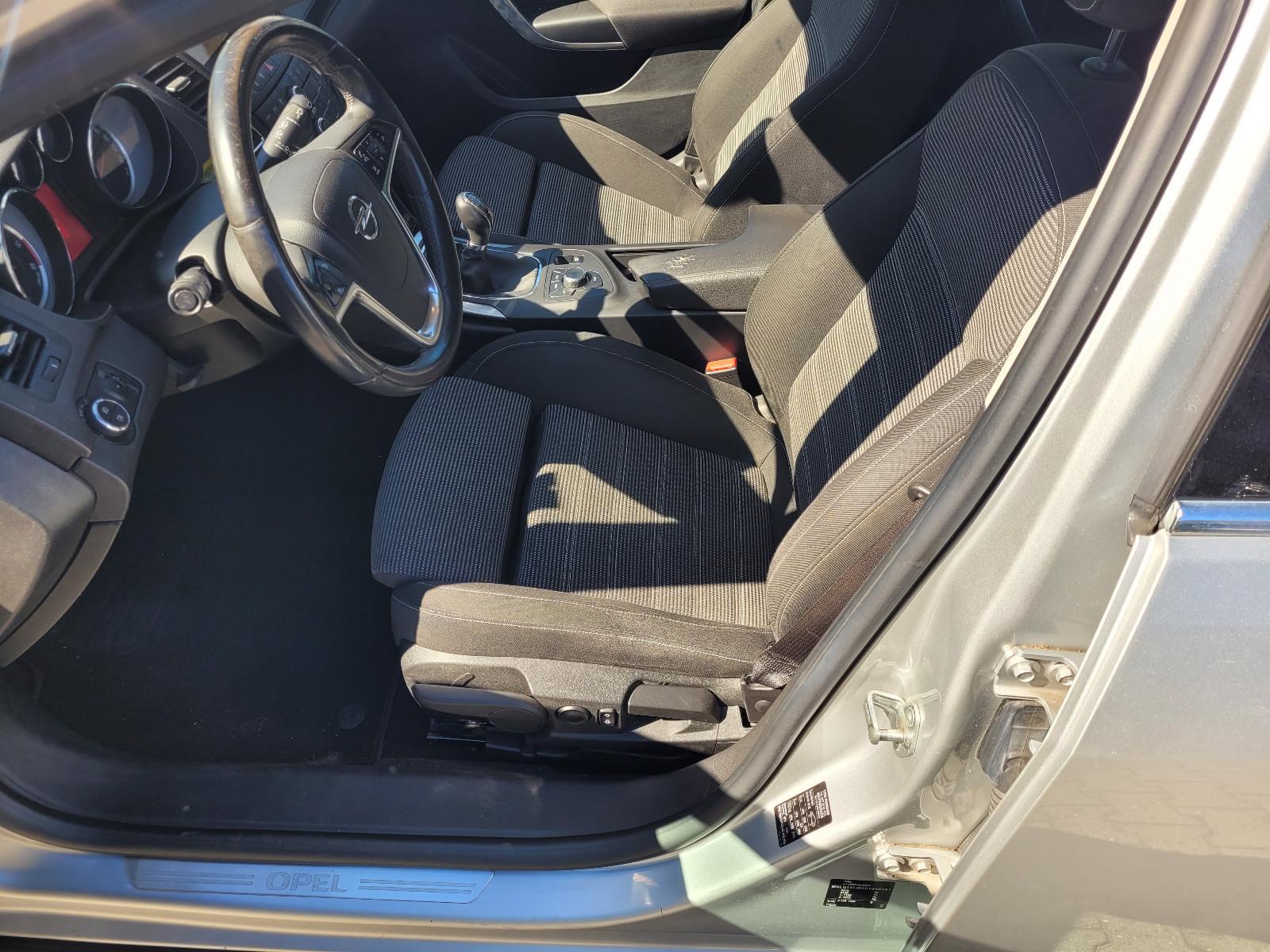 Opel Insignia 2013 — photo 13