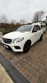 Mercedes-Benz GLE 350 d 4MATICAmg Line Unfallfrei! Top Zustand - Mercedes-Benz GLE-Klasse von privat