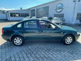 Volkswagen Passat 1.6 Comfor./ 1.Hand / Scheckheftgepflegt - Volkswagen Passat aus 1998