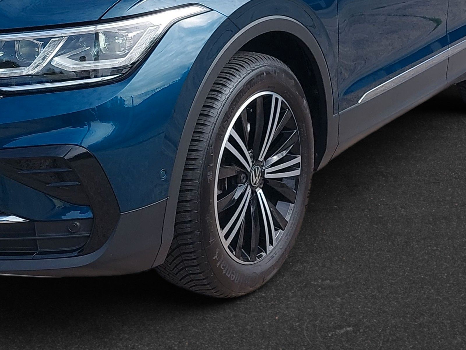 Volkswagen ELEGANCE PANO SHZ LHZ MASSAGE HEAD-UP PDC – Bild 10