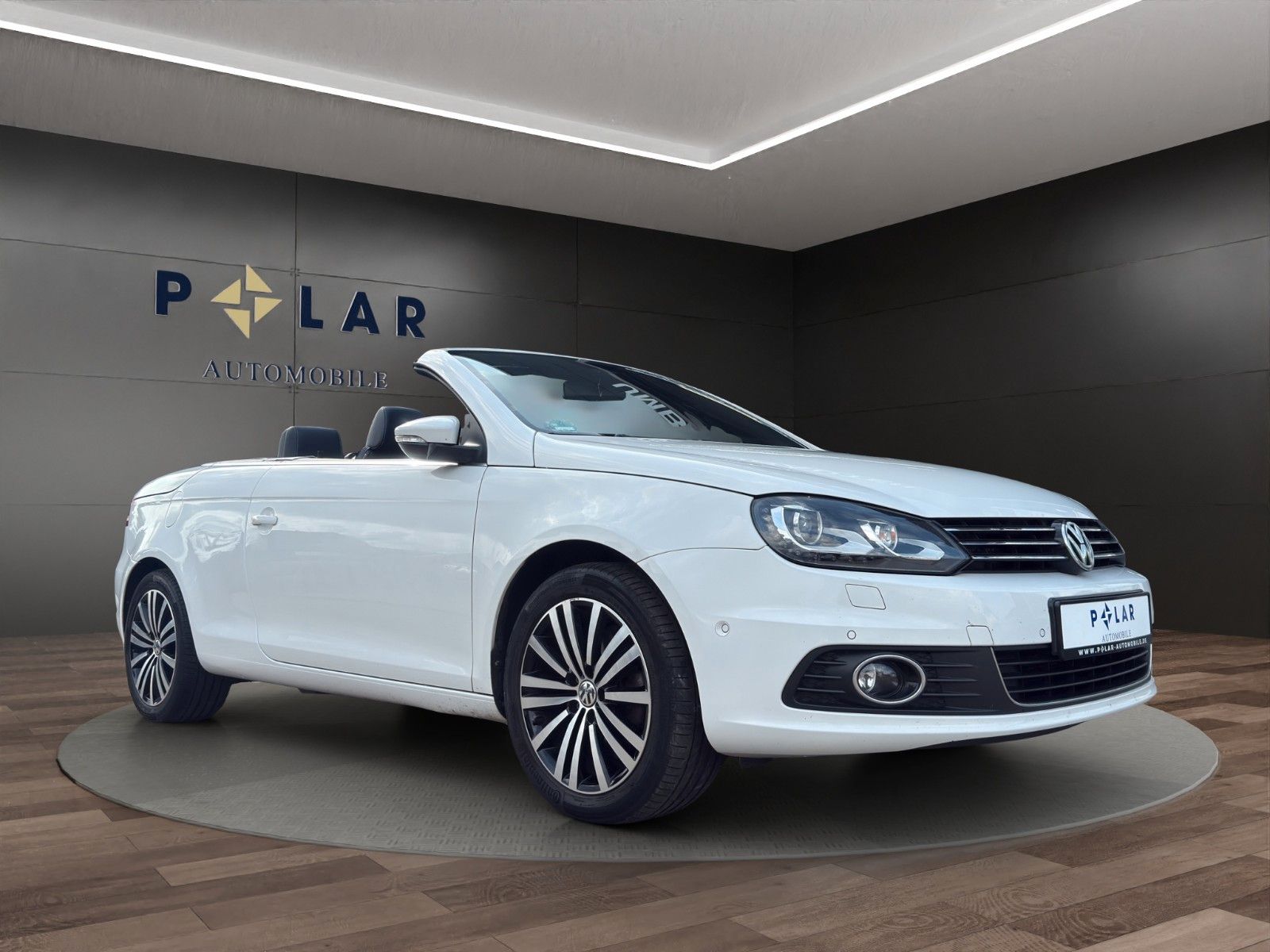 Fahrzeugabbildung Volkswagen Eos Sport&Style *Pano*Kamera*Bi-Xen*Parklenkass*