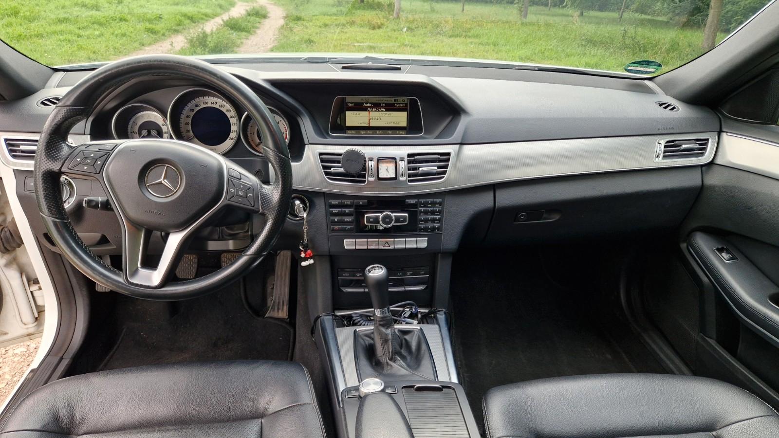 Mercedes-Benz E 220 CDI T-Modell TÜV neu