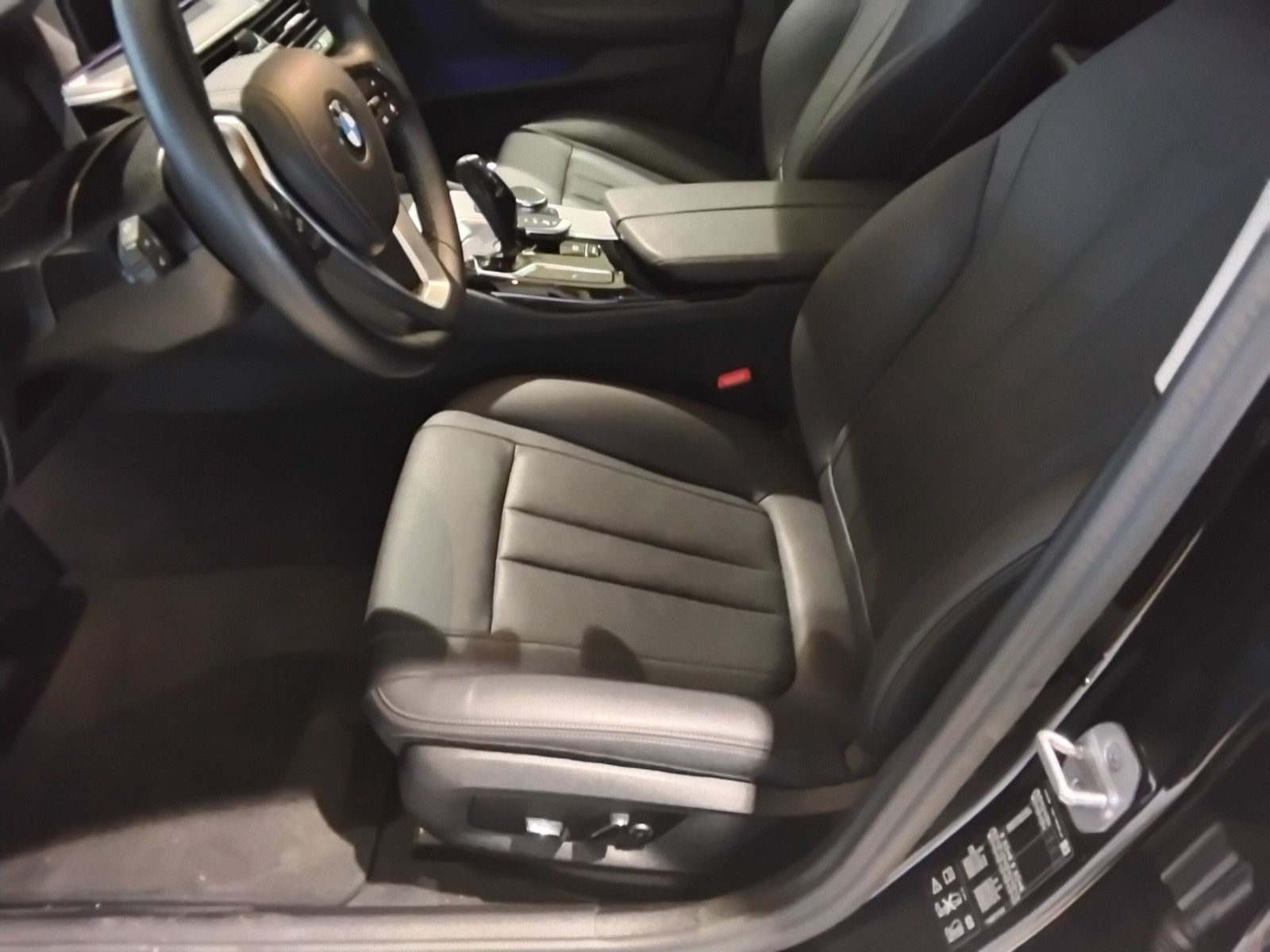 BMW 520 Shadow Line LED Allrad Top Ausstattung foto 5