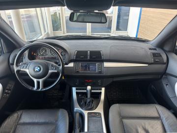 صورة 8 لـ 2001 BMW X5