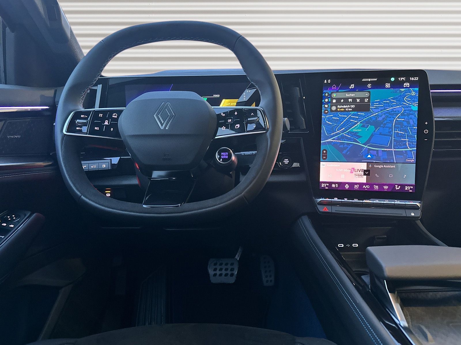 Renault Rafale - Bild 7