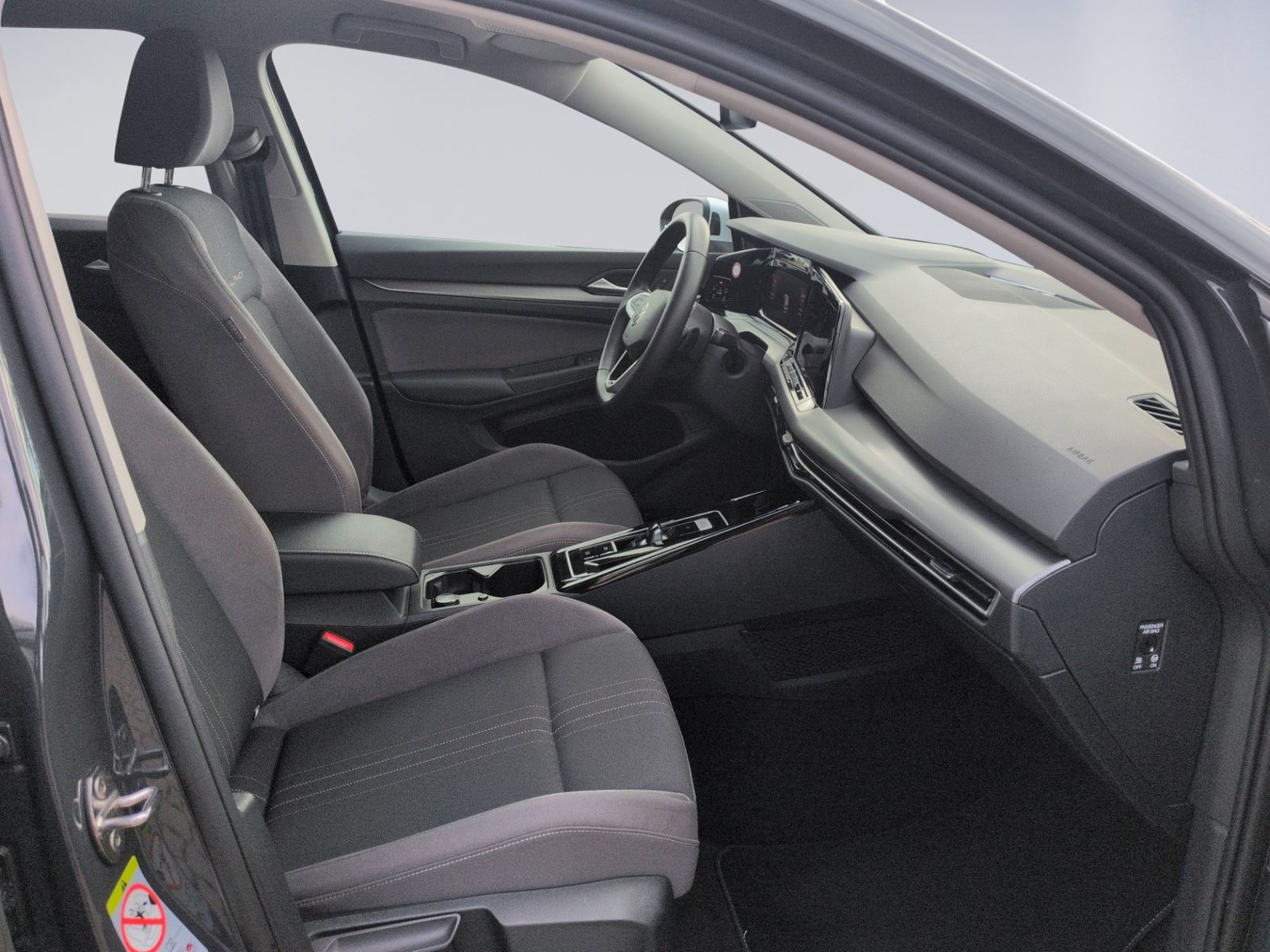 Golf VIII Alltrack 2.0 TDI DSG KAMERA+AHK+NAVI+