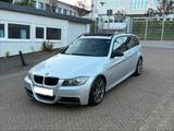 BMW 330xi E91 vollausttatung - BMW 330: Xi