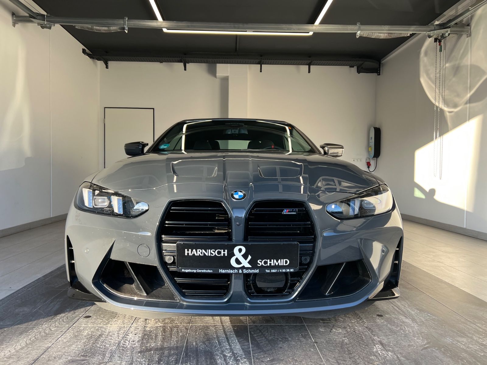 Fahrzeugabbildung BMW M4 Comp. Cabrio xDrive Carb. Int., UltimatePack