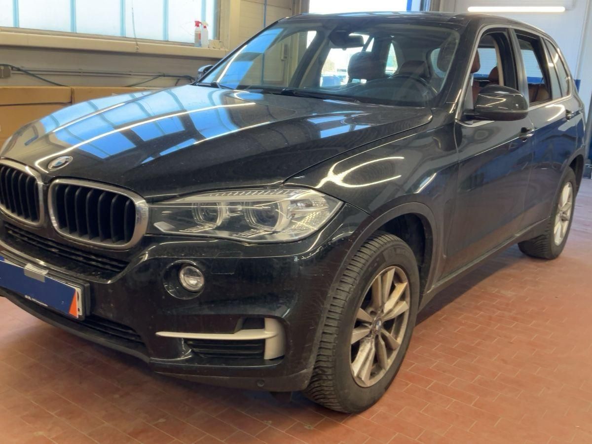 BMW X5 xDrive XENON/SHZ/PANO/AHK