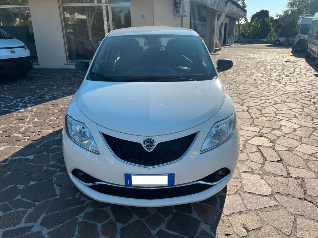 Image of Lancia Ypsilon