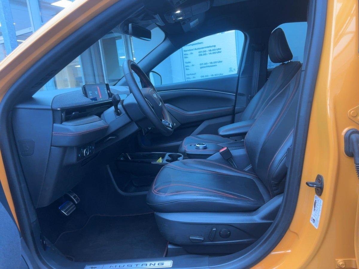 Ford Mustang Mach-E Ext. Range Premium AWD | Pano |AC