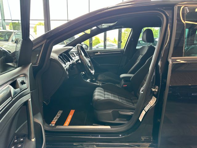 MYAUTOCENTER – Gebraucht- und Jahreswagen mit Werkstattservice in Pfaffenhofen Volkswagen Golf *ACC*PDC*NAVI*2-Zonen*LED*SPORT*