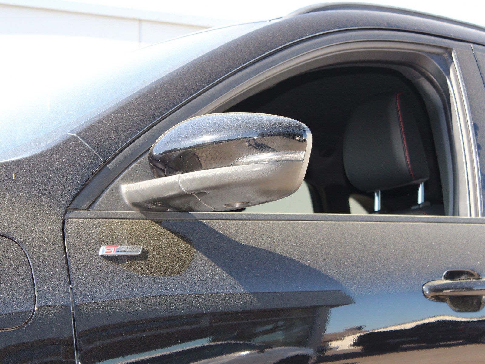 Fahrzeugabbildung Ford Kuga Plug-In Hybrid ST-Line X 2,5 Duratec