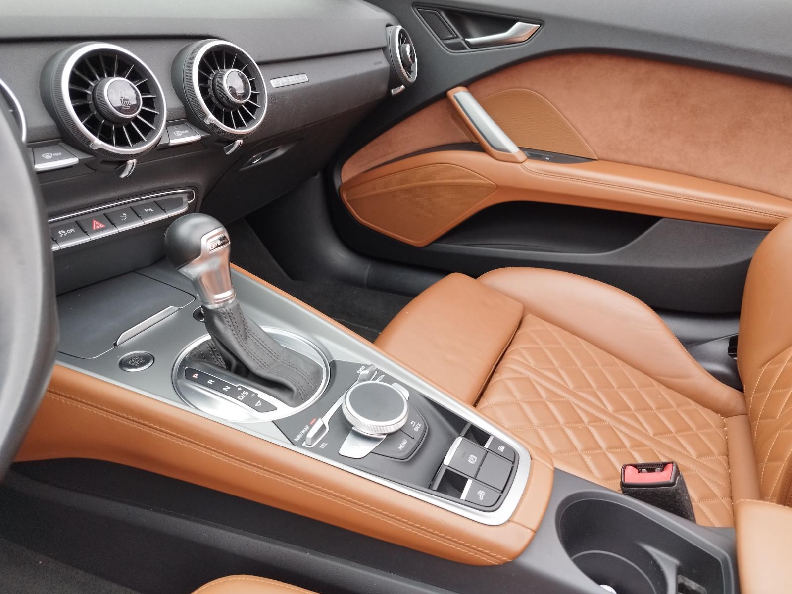 Audi TT Roadster 2.0 TDI quattro